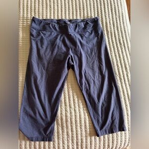 Athletic Works Navy Blue Capris